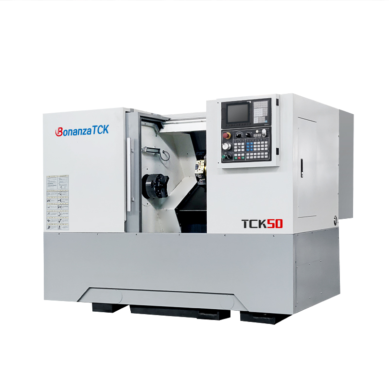 Torno CNC Barramento Inclinado TCK85